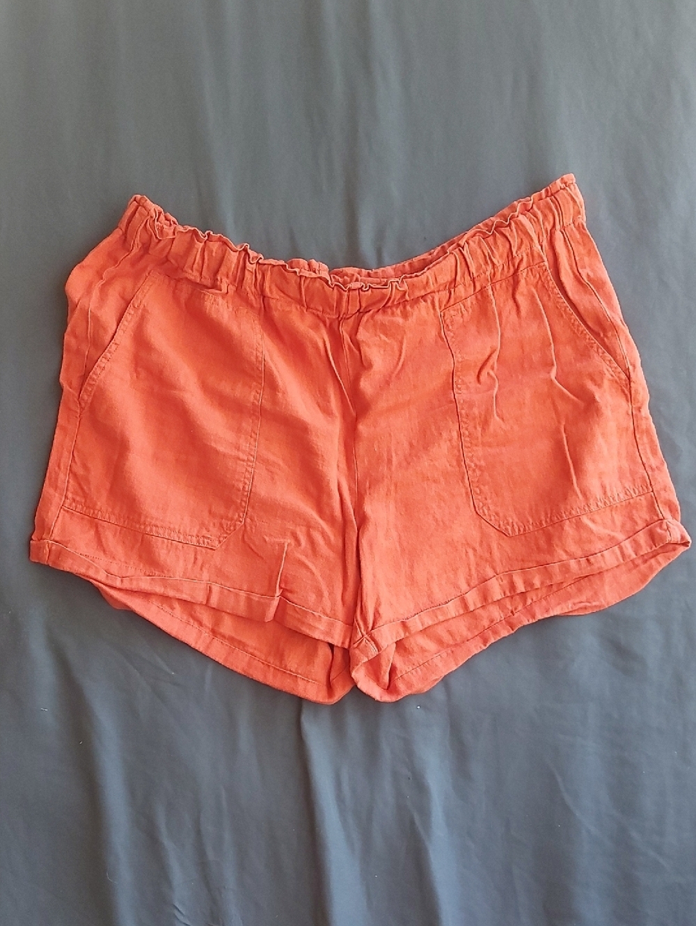 Briggs New York 55% Linen Shorts - Simple Drawn Design